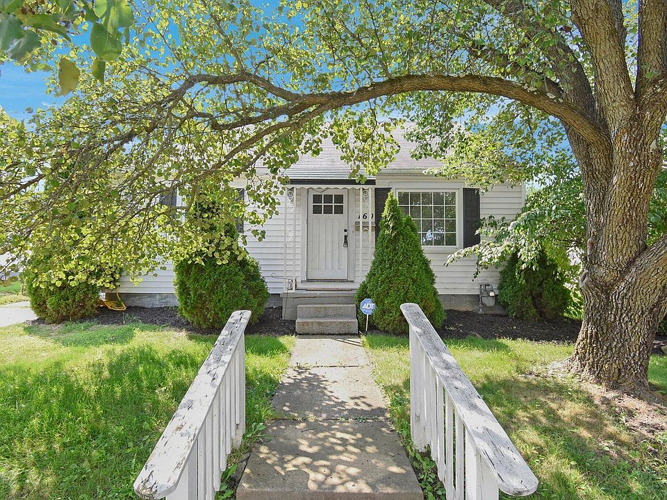 1st image of 160 Sharon Ave