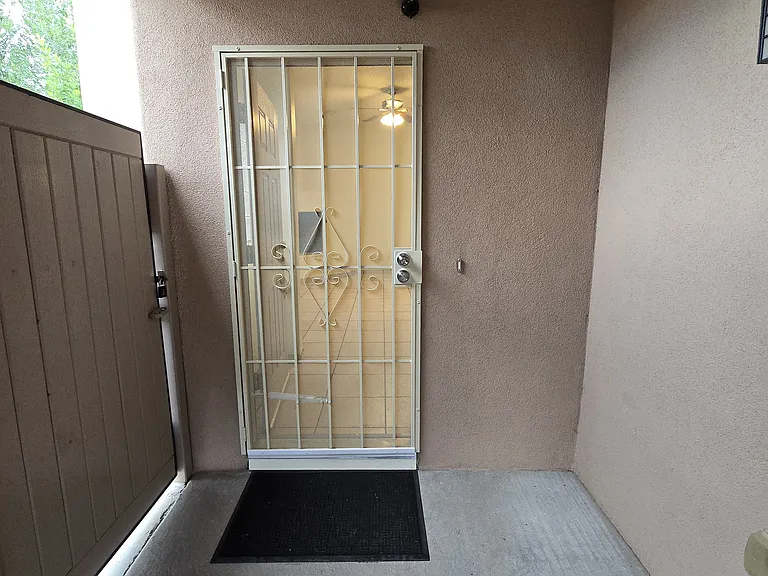 4332 Camino Lila — Photo 8