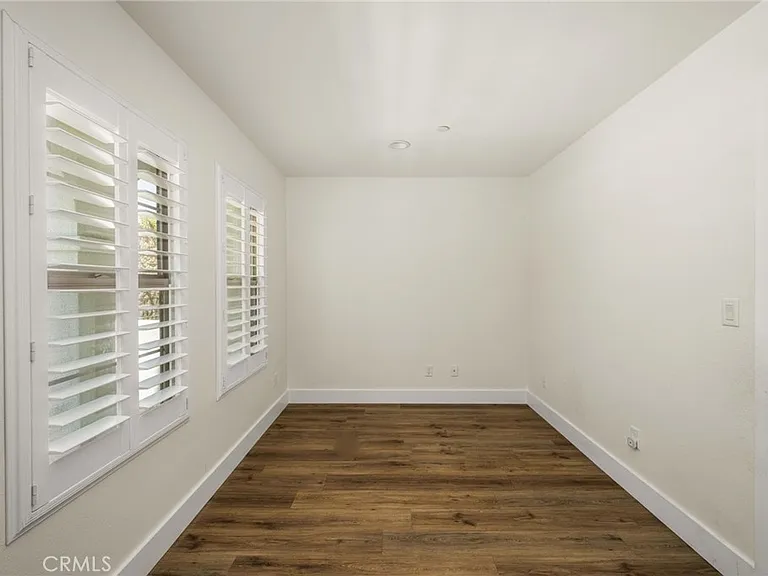123 E Knox Dr — Photo 13