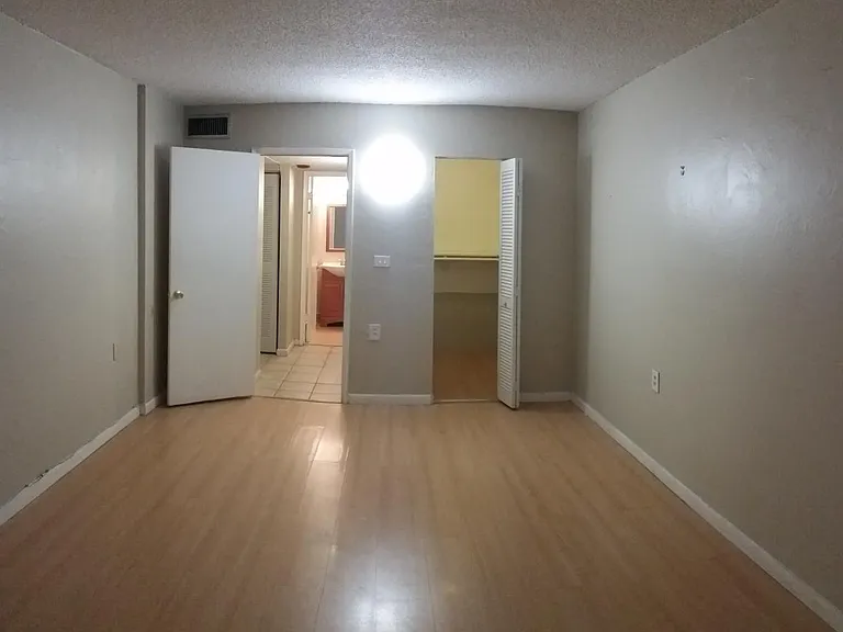 Bedroom with walking closet