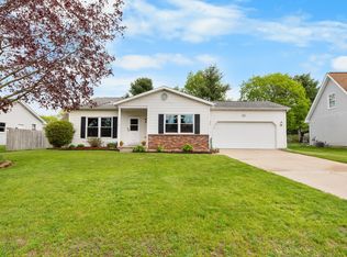 311 Oak Tree Dr, Clinton, MI 49236