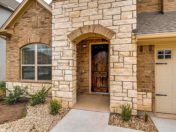 3rd image of 15509 Cinca Terra Dr