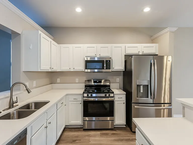 6707 Cambridge Park Dr — Photo 8