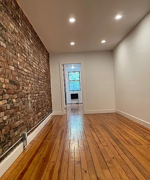 15 Stanton St #1B — Photo 1