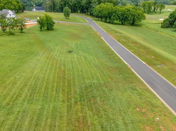 2817 Chestnut Ln, Loudon, TN 37774
