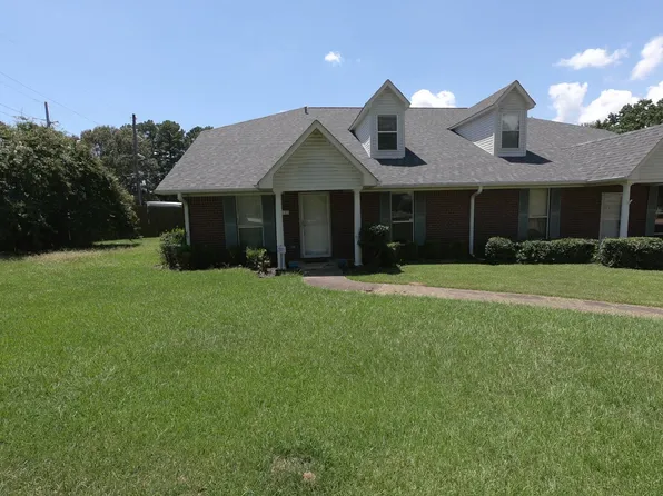 5 Valleyview Cir, Texarkana, TX 75503