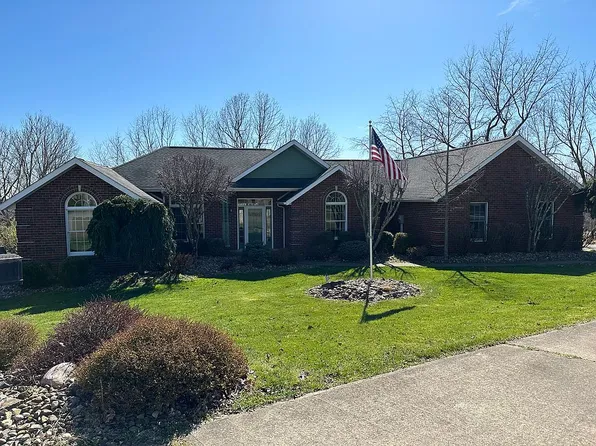 414 Jersey Dr, Moundsville, WV 26041