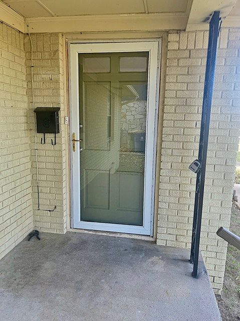 1st image of 1732 Hasley Dr