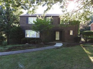 3714 Henley Dr, Pittsburgh, PA