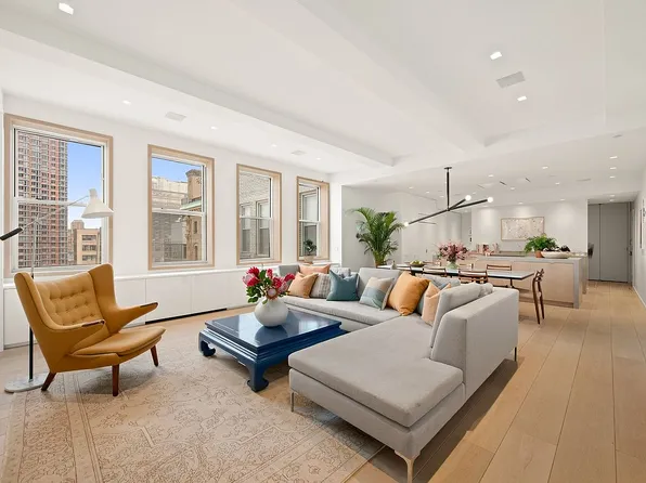 270 Broadway APT 18C, New York, NY 10007