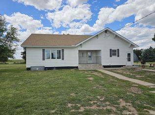 10690 SW H Rd, Cimarron, KS 67835