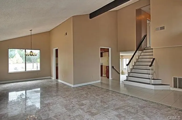 864 N Lorri Way — Photo 4