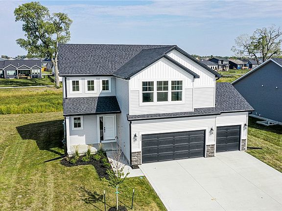 2nd image of 205 Creekside Dr SW
