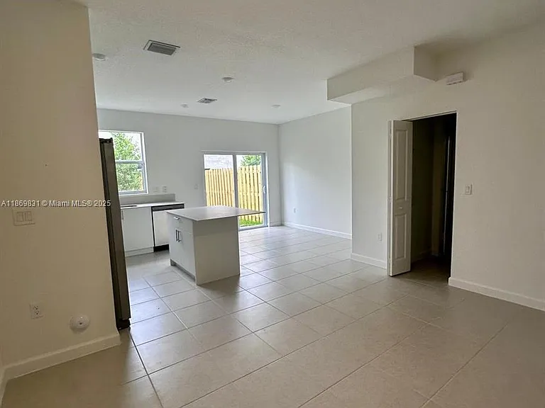 35702 SW 178th Ct #35702 — Photo 15