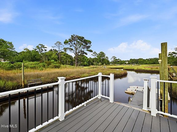 3rd image of 629 Hughes Road