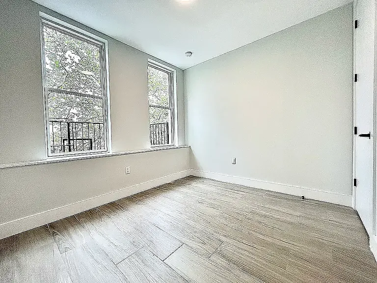 222 E 53rd St #2-J — Photo 6