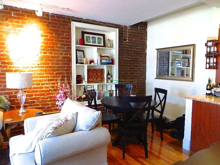 88 W Cedar St #7 — Photo 5