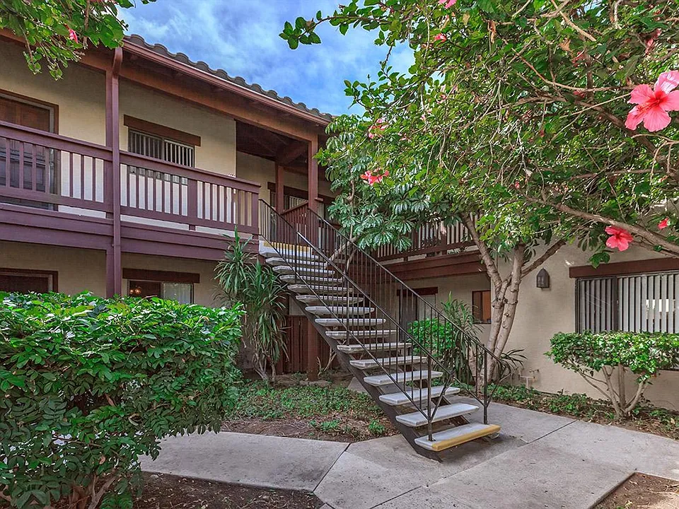 Ballantyne Villas Apartments
