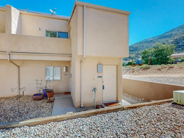 13158 Candelaria Rd NE, Albuquerque, NM 87112
