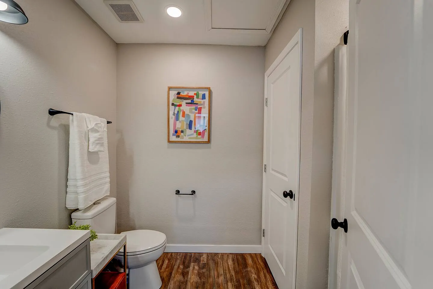 Studio, 225 sqft, $1,850 — Photo 2