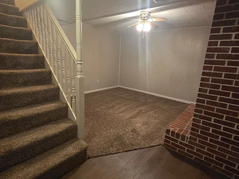 1105 Carol St — Photo 7
