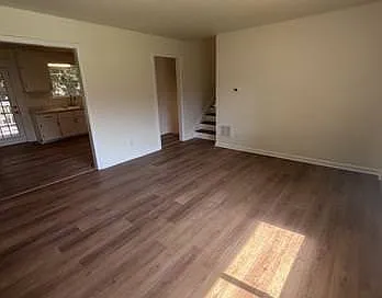 3 bed, 1399 sqft, $1,500 — Photo 3