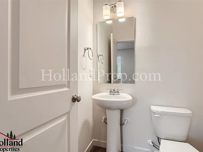 3794 SW Ekin Ter — Photo 5