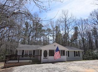 520 The Pines Dr, Mountain Rest, SC 29664