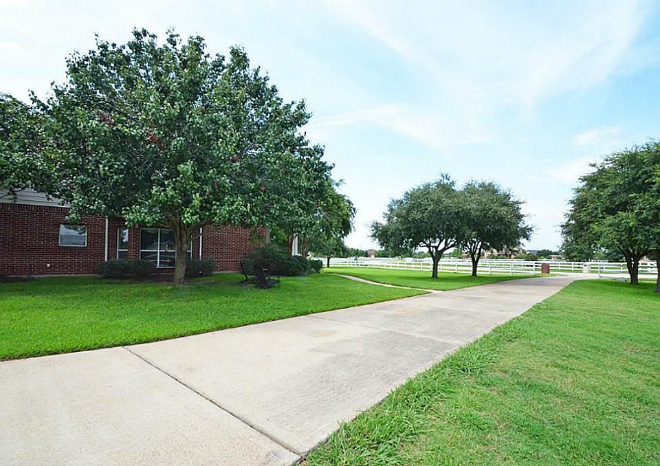Great country living in this neighborhood.