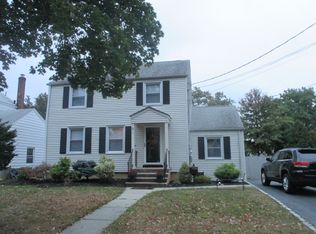 28 Ridge Rd, Nutley, NJ 07110