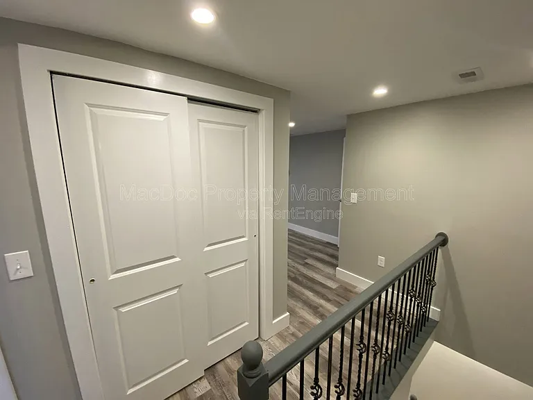 1115 Winchester St #C — Photo 12
