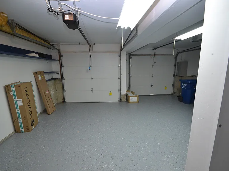 3504 Beach Dr SW — Photo 30