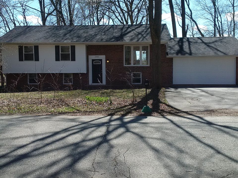 1st image of 2385 W Glenwood Dr