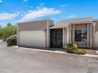 6298 N Willowbrook Dr, Tucson, AZ 85704