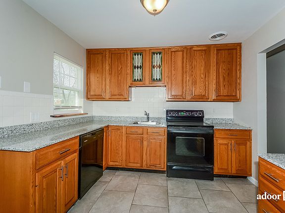 4th image of 760 Babler Dr