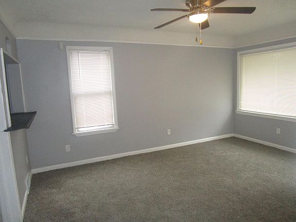 3rd image of 11715 Stahelin Ave