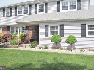 868 Hostman Ave, Warminster, PA 18974