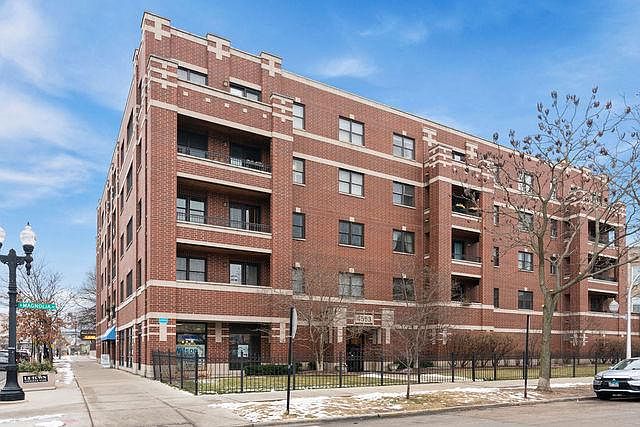 1st image of 4553 N Magnolia Ave APT 305