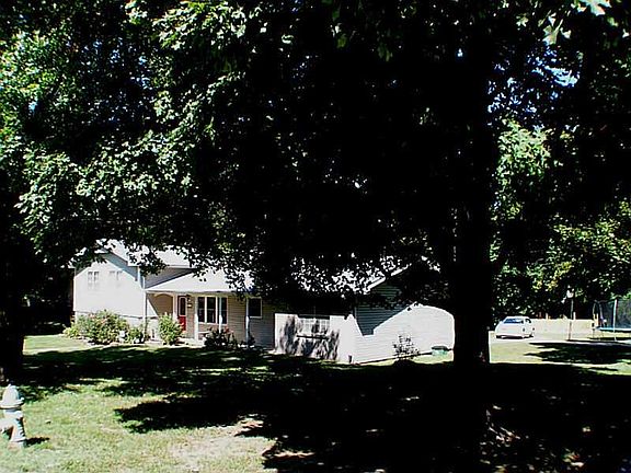 4th image of 1590 E Overcrest St