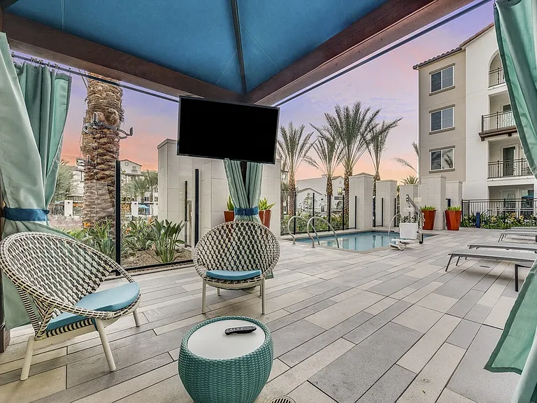 Outdoor Lounge