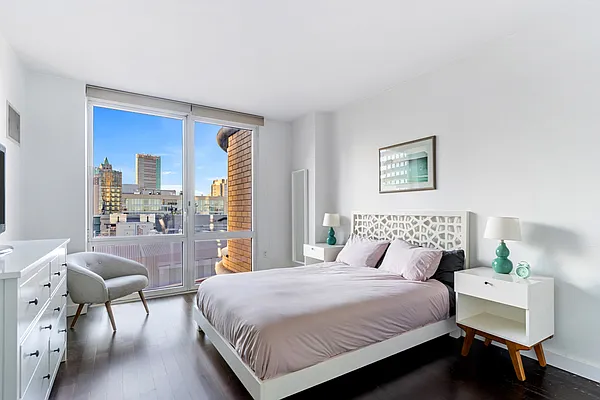 Sold by Compass | media 4