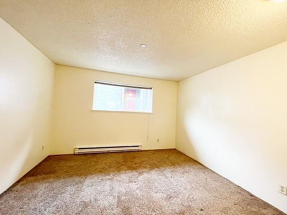 4th image of 2127 12th St APT C206