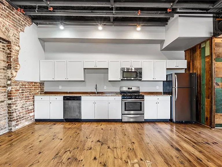 558 Saint Francis St #2D — Photo 5