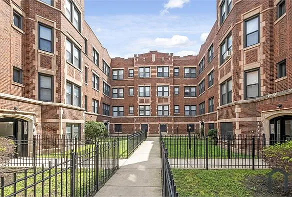 7121 S East End Ave #3A — Photo 7