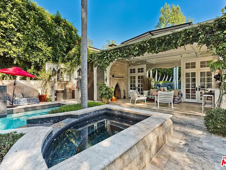 2806 Nichols Canyon Rd — Photo 29