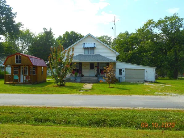 234 Capps Ave, Nokomis, IL 62075