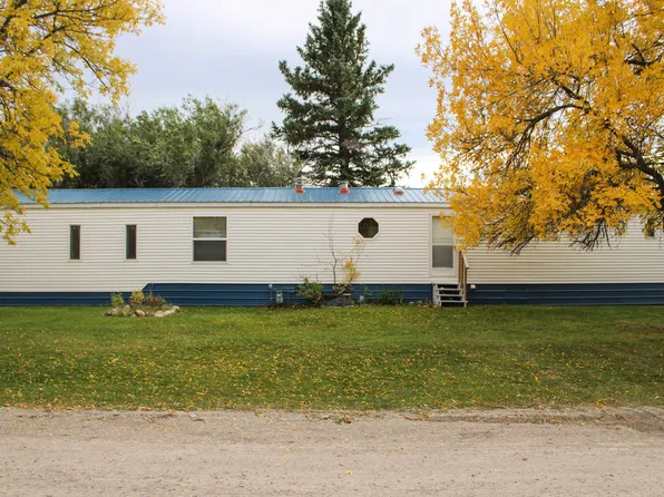 804 Montana St, Valier, MT 59486