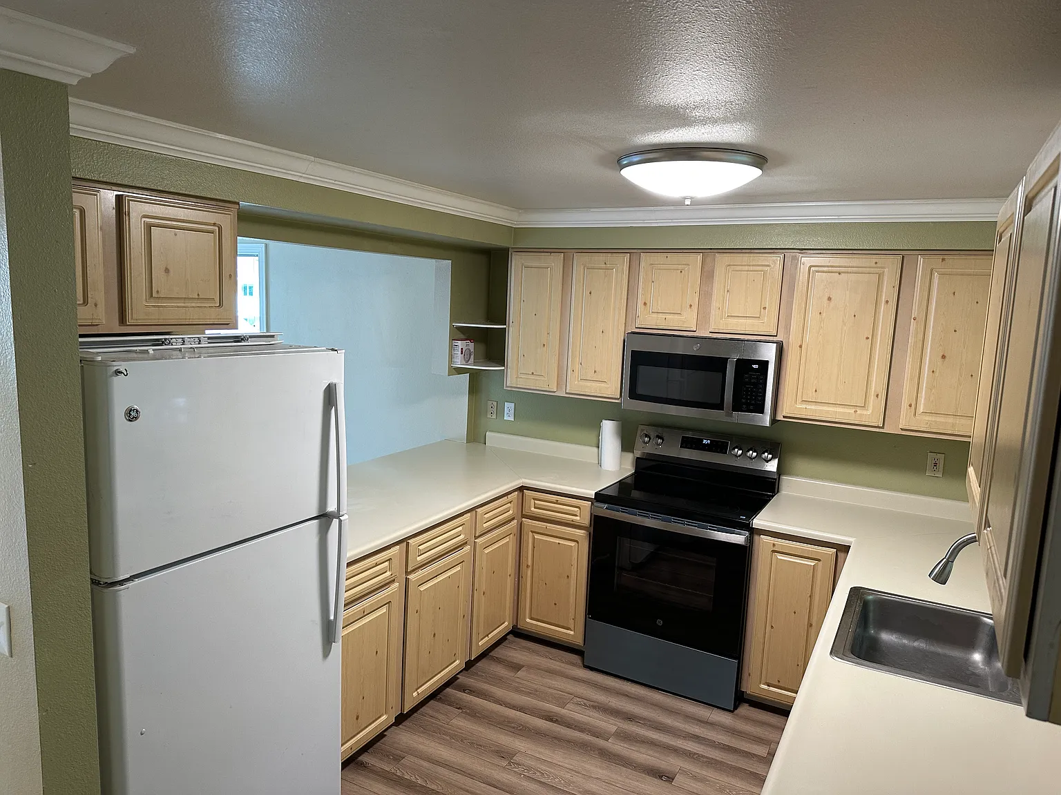 2 bed, 1166 sqft, $1,950 — Photo 4