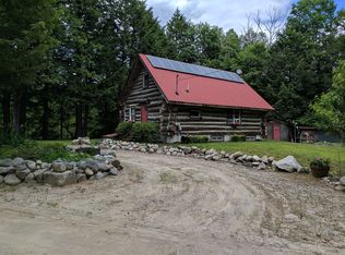 16 Pitt Rd, Naples, ME 04055