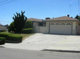 5804 Ithaca Pl, San Diego, CA 92122
